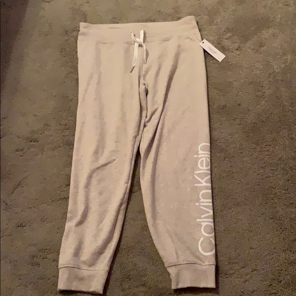 NWT Women’s Calvin Klein Joggers